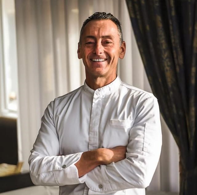 MEET THE CHEF